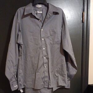 Men's Gray Shirt